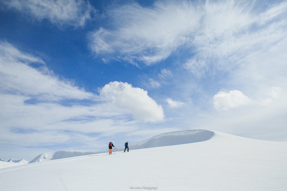 Bzerpinskiy_karniz_ski-tur_Krasnaya_Polyana